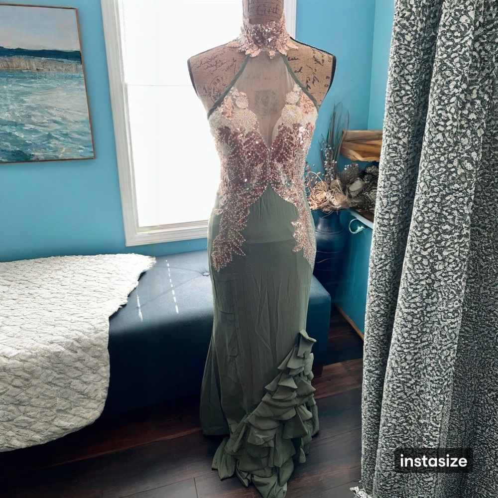 Elegant Green & Gold Prom Dress